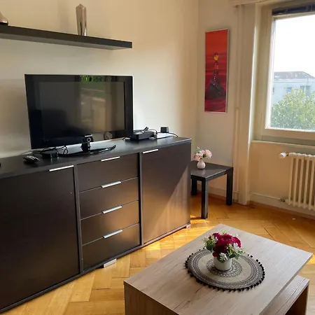 Appartement Grand Avec 3 A Coucher *
