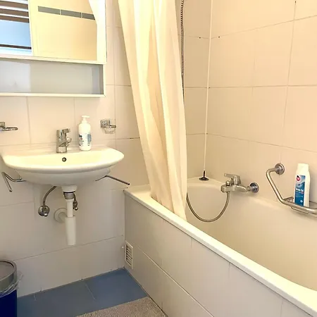Appartement Grand Avec 3 A Coucher *