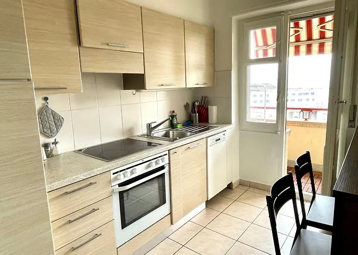 Apartment Grand Avec 3 A Coucher