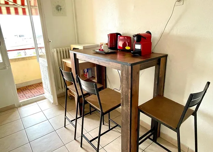 Apartment Grand Avec 3 A Coucher