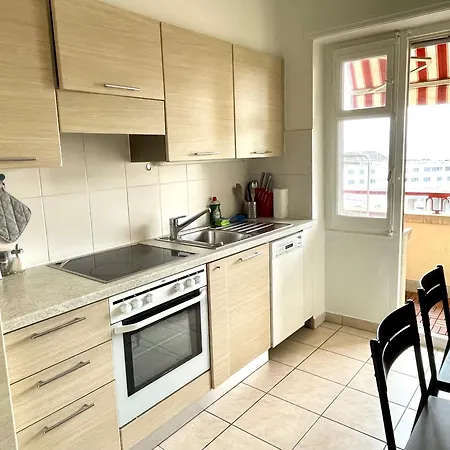 Апартаменты Grand Avec 3 A Coucher